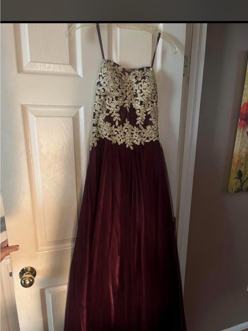 ✨ Stunning Say Yes to the Prom Burgundy & Gold Tulle Gown ✨